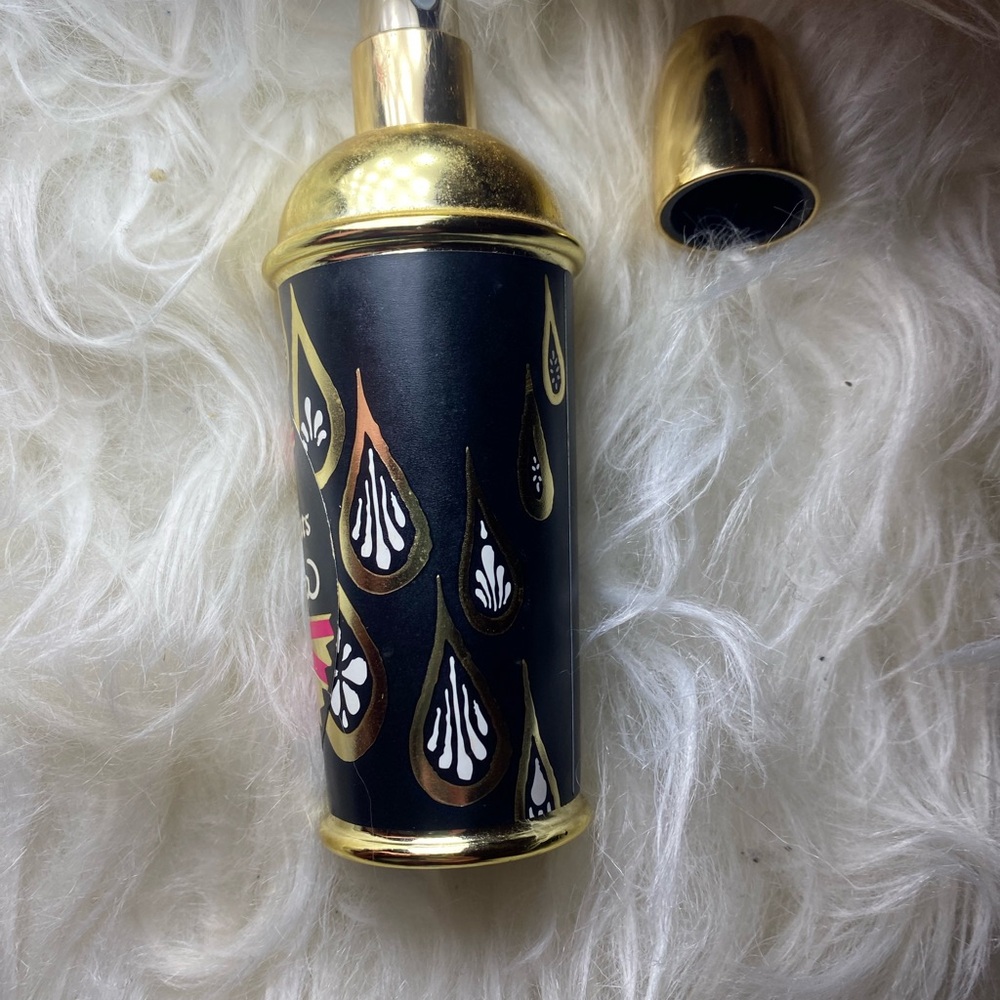 Benefit Gina Perfume with Gold and Black Design - Picture 4 of 4